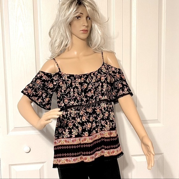 PATRONS of PEACE Black Ladies Blouse - Picture 5 of 5